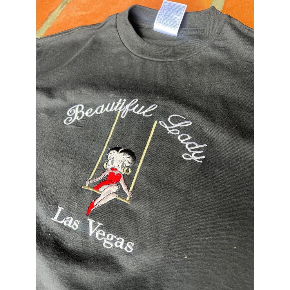 Vtg Betty Boop Las Vegas Embroidered T-shirt Size M Black Red Mint - Picture 7 of 7